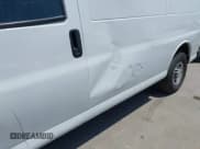 ✅ 2020 Chevrolet Express Cargo • VIN: 1GCWGAFG5L1240644 • Lot: 42933884. Listed on IAAI with 105,030 mi. Free auction sales archive from the USA and detailed vehicle history report at DreamBid. Image 17.