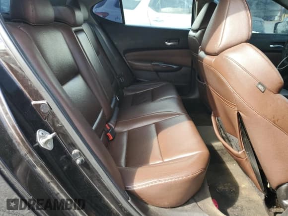 ✅ 2015 Acura TLX V6 • VIN: 19UUB2F30FA026336 • Лот: 82668175. Опубликован ранее на Copart с пробегом 100 388 миль. Бесплатный доступ к архиву аукционных продаж из США и подробный отчёт об истории автомобиля на DreamBid. Изображение 10.