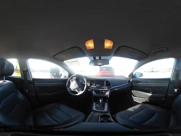 2017 Hyundai Elantra Limited z VIN KMHD84LF3HU269336, wystawiony jako IAAI lot #41684341 z przebiegiem 118 278 mil mil oraz . Historia ofert i sprzedaży dostępna na DreamBid. Obrazek 18.