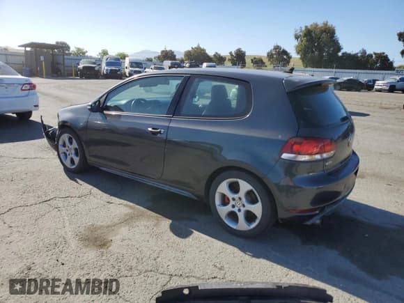 ✅ 2010 Volkswagen Golf GTI • VIN: WVWFD7AJ2AW153010 • Лот: 56230785. Опубликован ранее на Copart с пробегом 29 865 миль. Бесплатный доступ к архиву аукционных продаж из США и подробный отчёт об истории автомобиля на DreamBid. Изображение 2.