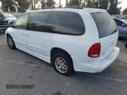 ✅ 1998 Dodge Caravan LE • VIN: 1B4GP54L1WB720025 • Lot: 47730365. Listed on Copart with 88,231 mi. Free auction sales archive from the USA and detailed vehicle history report at DreamBid. Image 2.