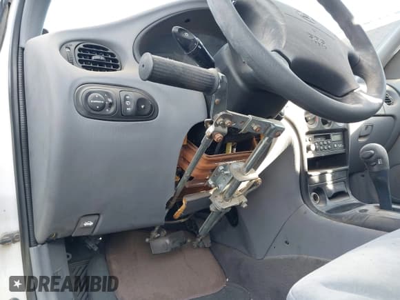 ✅ 2000 Hyundai Elantra • VIN: KMHJW35F0YU158324 • Lot: 43622185. Wystawiony na IAAI z przebiegiem 86 528 mil. Bezpłatny archiwum sprzedaży aukcyjnych z USA i szczegółowy raport historii pojazdu na DreamBid. Zdjęcie 12.