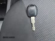 ✅ 2009 Kia Rio LX • VIN: KNADE223596580617 • Lot: 43727560. Wystawiony na IAAI z przebiegiem 243 386 mil. Bezpłatny archiwum sprzedaży aukcyjnych z USA i szczegółowy raport historii pojazdu na DreamBid. Zdjęcie 10.