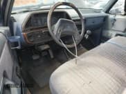 ✅ 1990 Ford F-250 • VIN: 1FTHX26H9LKA20263 • Лот: 61662665. Опубликован ранее на Copart с пробегом 74 432 миль. Бесплатный доступ к архиву аукционных продаж из США и подробный отчёт об истории автомобиля на DreamBid. Изображение 8.