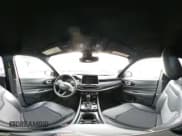 ✅ 2023 Jeep Compass Latitude • VIN: 3C4NJDBN8PT529695 • Lot: 43818827. Wystawiony na IAAI z przebiegiem 12 531 mil. Bezpłatny archiwum sprzedaży aukcyjnych z USA i szczegółowy raport historii pojazdu na DreamBid. Zdjęcie 18.