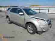 2015 Chevrolet Equinox LT z VIN 2GNALCEK3F1159025, wystawiony jako IAAI lot #43161481 z przebiegiem 144 942 mil mil oraz . Historia ofert i sprzedaży dostępna na DreamBid. Obrazek 1.