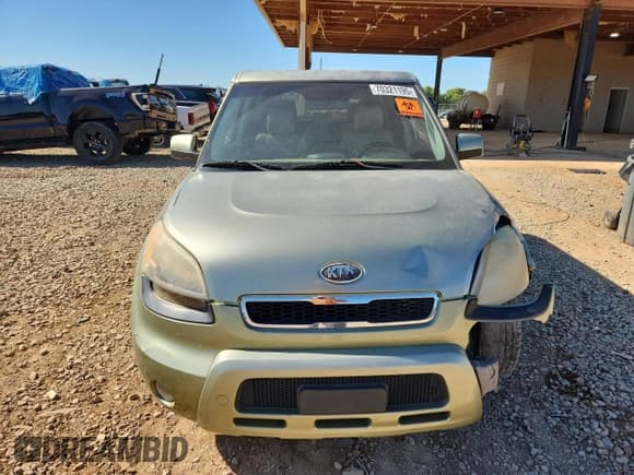 ✅ 2011 Kia Soul + • VIN: KNDJT2A25B7334199 • Lot: 70321195. Wystawiony na Copart z przebiegiem Nie podano. Bezpłatny archiwum sprzedaży aukcyjnych z USA i szczegółowy raport historii pojazdu na DreamBid. Zdjęcie 5.