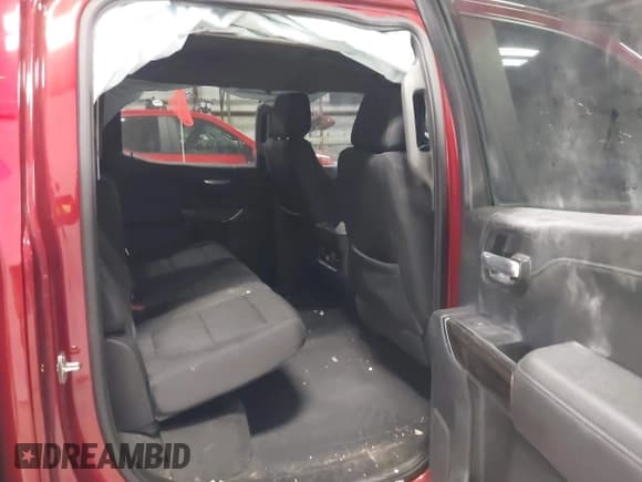 ✅ 2021 Chevrolet Silverado 1500 LT Trail Boss • VIN: 3GCPYFEL4MG430175 • Lot: 41932628. Wystawiony na IAAI z przebiegiem 64 654 mil. Bezpłatny archiwum sprzedaży aukcyjnych z USA i szczegółowy raport historii pojazdu na DreamBid. Zdjęcie 8.