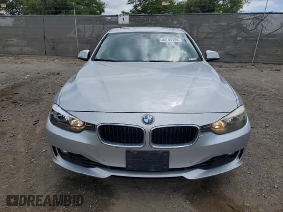 ✅ 2015 BMW 3 Series 328i • VIN: WBA3A5G52FNS89254 • Lot: 56765135. Listed on Copart with 102,568 mi. Free auction sales archive from the USA and detailed vehicle history report at DreamBid. Image 5.