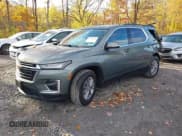 ✅ 2022 Chevrolet Traverse LT Cloth • VIN: 1GNEVGKW1NJ169714 • Lot: 43468604. Wystawiony na IAAI z przebiegiem 46 169 mil. Bezpłatny archiwum sprzedaży aukcyjnych z USA i szczegółowy raport historii pojazdu na DreamBid. Zdjęcie 2.