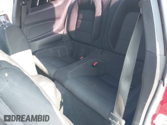 ✅ 2017 Ford Mustang V6 • VIN: 1FA6P8AMXH5226346 • Лот: 42400457. Опубликован ранее на IAAI с пробегом 147 953 миль. Бесплатный доступ к архиву аукционных продаж из США и подробный отчёт об истории автомобиля на DreamBid. Изображение 8.