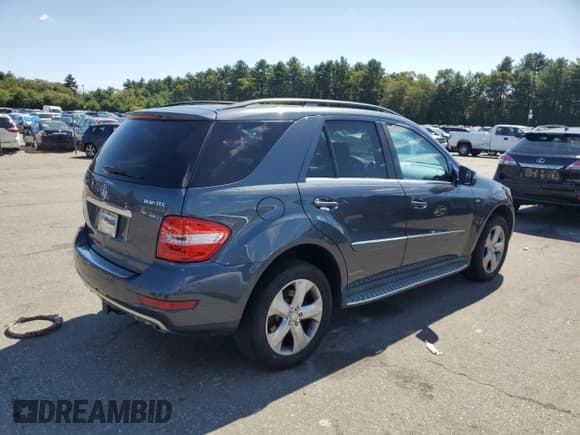 ✅ 2011 Mercedes-Benz M 350 • VIN: 4JGBB2FB5BA712133 • Lot: 80180535. Wystawiony na Copart z przebiegiem 104 648 mil. Bezpłatny archiwum sprzedaży aukcyjnych z USA i szczegółowy raport historii pojazdu na DreamBid. Zdjęcie 3.