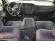 2000 Chevrolet Silverado 1500 LS with VIN 2GCEK19T7Y1274900, listed as a Copart auction lot 85154095 with 180,090 mi miles and Clean title. Bid and sale history available at DreamBid. Image 8.