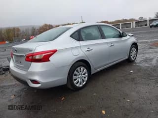 ✅ 2017 Nissan Sentra S • VIN: 3N1AB7AP3HY289401 • Lot: 43575462. Listed on IAAI with 74,618 mi. Free auction sales archive from the USA and detailed vehicle history report at DreamBid. Image 4.