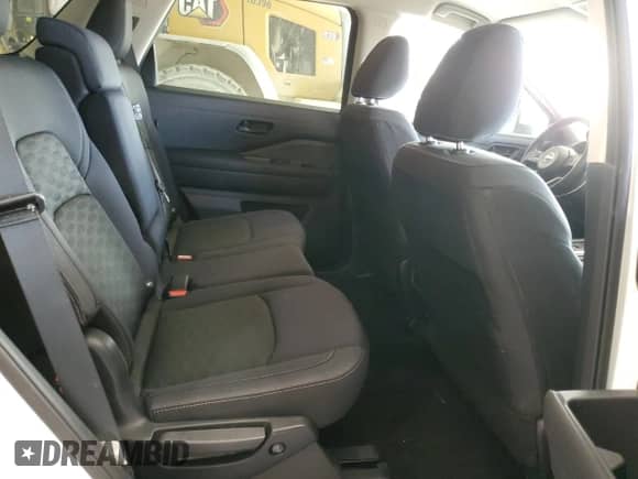 2024 Nissan Pathfinder SV with VIN 5N1DR3BAXRC297459, listed as a Copart auction lot 90979305 with 32,984 mi miles and Clean title. Bid and sale history available at DreamBid. Image 11.