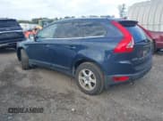 ✅ 2012 Volvo XC60 PZEV • VIN: YV4940DZ4C2264655 • Lot: 43236429. Wystawiony na IAAI z przebiegiem 183 582 mil. Bezpłatny archiwum sprzedaży aukcyjnych z USA i szczegółowy raport historii pojazdu na DreamBid. Zdjęcie 3.
