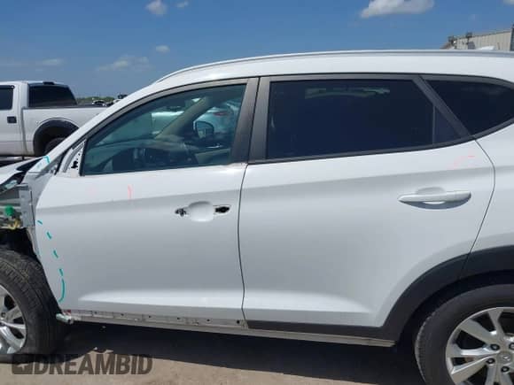 2019 Hyundai Tucson Value с VIN KM8J33A49KU940769, выставлен на аукционе IAAI как лот 42539018 с пробегом 62 648 миль миль и . История ставок и продаж доступна на DreamBid. Изображение 15.
