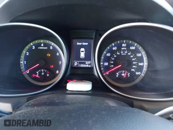 ✅ 2014 Hyundai Santa Fe GLS • VIN: KM8SM4HFXEU057234 • Лот: 43618248. Опубликован ранее на IAAI с пробегом 100 468 миль. Бесплатный доступ к архиву аукционных продаж из США и подробный отчёт об истории автомобиля на DreamBid. Изображение 7.