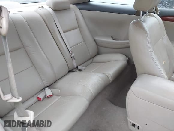 ✅ 2006 Toyota Solara SE • VIN: 4T1CE38P26U612005 • Lot: 43823791. Wystawiony na IAAI z przebiegiem 224 565 mil. Bezpłatny archiwum sprzedaży aukcyjnych z USA i szczegółowy raport historii pojazdu na DreamBid. Zdjęcie 8.