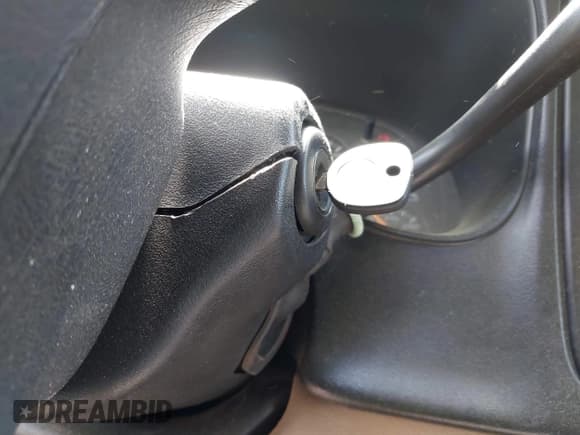 ✅ 2003 Chevrolet Silverado 1500 LS • VIN: 1GCEC19T33Z128989 • Lot: 42179237. Listed on IAAI with 329,452 mi. Free auction sales archive from the USA and detailed vehicle history report at DreamBid. Image 11.