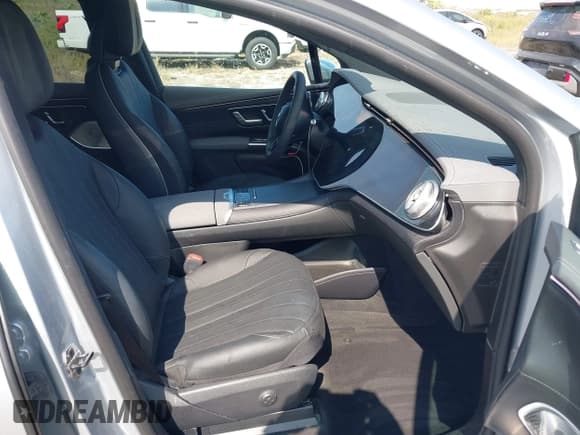 ✅ 2024 Mercedes-Benz EQS 450 • VIN: 4JGDM2EB5RA032862 • Lot: 40514380. Wystawiony na IAAI z przebiegiem Nie podano. Bezpłatny archiwum sprzedaży aukcyjnych z USA i szczegółowy raport historii pojazdu na DreamBid. Zdjęcie 5.