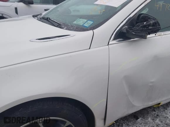 ✅ 2017 Buick Regal Sport Touring • VIN: 2G4GL5EX9H9164787 • Lot: 41729510. Listed on IAAI with 152,302 mi. Free auction sales archive from the USA and detailed vehicle history report at DreamBid. Image 6.