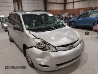 ✅ 2008 Toyota Sienna XLE • VIN: 5TDBK22C28S009023 • Lot: 43688799. Listed on IAAI with 185,155 mi. Free auction sales archive from the USA and detailed vehicle history report at DreamBid. Image 6.