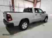 2023 Ram 1500 Tradesman z VIN 1C6RRFCG4PN615468, wystawiony jako Copart lot #89879455 z przebiegiem 12 054 mil mil oraz Czysty tytuł • Clean title. Historia ofert i sprzedaży dostępna na DreamBid. Obrazek 3.