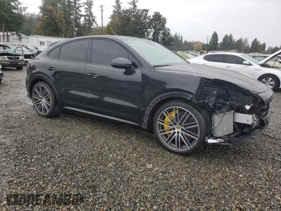 ✅ 2022 Porsche Cayenne Turbo S E-Hybrid • VIN: WP1BH2AY6NDA59070 • Lot: 87307435. Wystawiony na Copart z przebiegiem 26 258 mil. Bezpłatny archiwum sprzedaży aukcyjnych z USA i szczegółowy raport historii pojazdu na DreamBid. Zdjęcie 4.