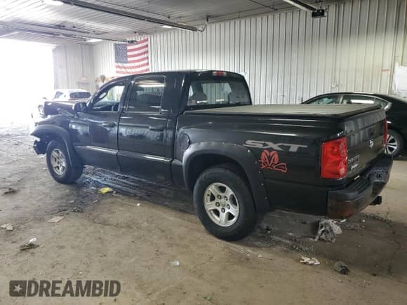 2007 Dodge Dakota ST with VIN 1D7HW28P97S265308, listed as a Copart auction lot 62699045 with Not provided miles and Non repairable. Bid and sale history available at DreamBid. Image 2.