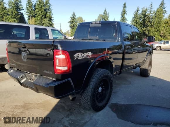 ✅ 2021 Ram 2500 Laramie • VIN: 3C6UR5FL8MG557382 • Lot: 80746475. Wystawiony na Copart z przebiegiem 69 960 mil. Bezpłatny archiwum sprzedaży aukcyjnych z USA i szczegółowy raport historii pojazdu na DreamBid. Zdjęcie 3.