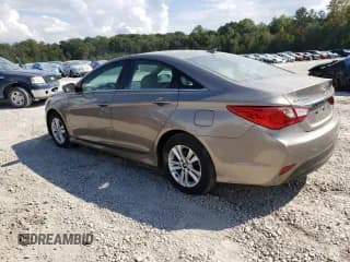 ✅ 2014 Hyundai Sonata GLS • VIN: 5NPEB4AC0EH945105 • Lot: 73967004. Listed on Copart with 179,925 mi. Free auction sales archive from the USA and detailed vehicle history report at DreamBid. Image 2.