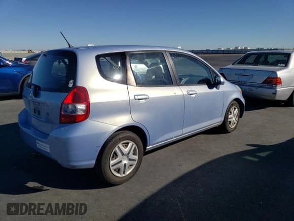 ✅ 2008 Honda Fit • VIN: JHMGD38498S043892 • Лот: 90513995. Опубликован ранее на Copart с пробегом 134 535 миль. Бесплатный доступ к архиву аукционных продаж из США и подробный отчёт об истории автомобиля на DreamBid. Изображение 3.