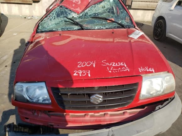 ✅ 2004 Suzuki Vitara • VIN: 2S3TD62V746102939 • Lot: 77786314. Wystawiony na Copart z przebiegiem Nie podano. Bezpłatny archiwum sprzedaży aukcyjnych z USA i szczegółowy raport historii pojazdu na DreamBid. Zdjęcie 13.