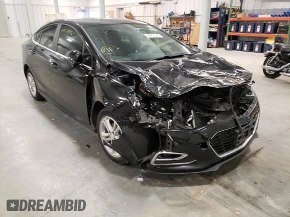 ✅ 2018 Chevrolet Cruze LT • VIN: 1G1BE5SM9J7244349 • Lot: 64478042. Wystawiony na Copart z przebiegiem 72 583 mil mil. Skorzystaj z bezpłatnego archiwum sprzedaży aukcyjnych z USA i zobacz szczegółowy raport historii pojazdu na DreamBid. Zdjęcie 1.