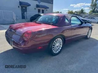 ✅ 2004 Ford Thunderbird Deluxe • VIN: 1FAHP60A54Y110954 • Лот: 71134015. Опубликован ранее на Copart с пробегом 26 244 миль. Бесплатный доступ к архиву аукционных продаж из США и подробный отчёт об истории автомобиля на DreamBid. Изображение 3.