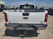 ✅ 2007 Chevrolet Silverado 2500HD 1LT • VIN: 1GCHK24667E575899 • Lot: 65538014. Wystawiony na Copart z przebiegiem 296 144 mil. Bezpłatny archiwum sprzedaży aukcyjnych z USA i szczegółowy raport historii pojazdu na DreamBid. Zdjęcie 6.