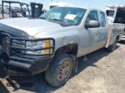 ✅ 2011 Chevrolet Silverado 2500HD • VIN: 1GB2KVCG0BZ409840 • Lot: 42557164. Wystawiony na IAAI z przebiegiem Nie podano. Bezpłatny archiwum sprzedaży aukcyjnych z USA i szczegółowy raport historii pojazdu na DreamBid. Zdjęcie 17.