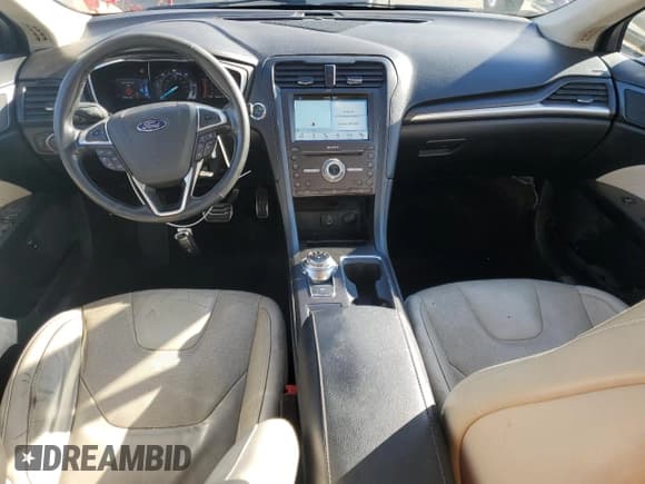 ✅ 2017 Ford Fusion Titanium • VIN: 3FA6P0SU3HR280987 • Lot: 89704775. Listed on Copart with 180,167 mi. Free auction sales archive from the USA and detailed vehicle history report at DreamBid. Image 8.