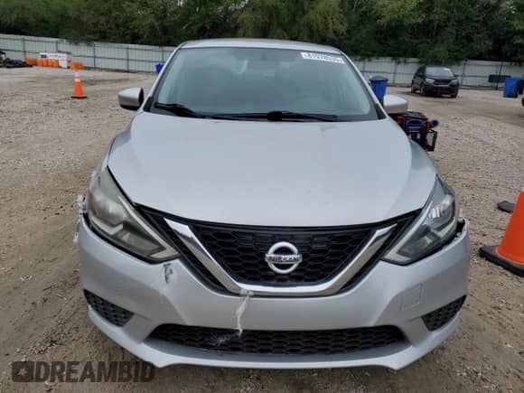 2017 Nissan Sentra SR with VIN 3N1AB7AP0HY340496, listed as a Copart auction lot 81978535 with 322,252 mi miles and Clean title. Bid and sale history available at DreamBid. Image 5.
