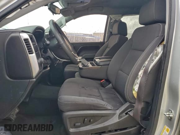 ✅ 2017 Chevrolet Silverado 1500 LT • VIN: 3GCPCREC4HG125541 • Lot: 94980625. Wystawiony na Copart z przebiegiem 76 775 mil. Bezpłatny archiwum sprzedaży aukcyjnych z USA i szczegółowy raport historii pojazdu na DreamBid. Zdjęcie 7.