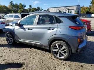 ✅ 2018 Hyundai Kona Limited • VIN: KM8K3CA53JU143204 • Лот: 76018154. Опубликован ранее на Copart с пробегом 75 700 миль. Бесплатный доступ к архиву аукционных продаж из США и подробный отчёт об истории автомобиля на DreamBid. Изображение 2.