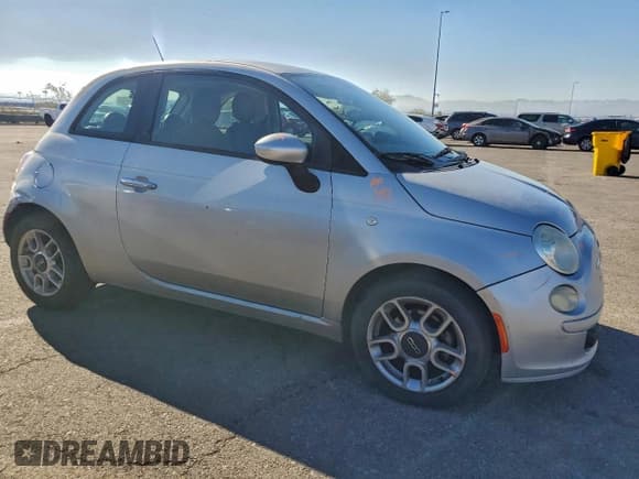 ✅ 2012 FIAT 500 Pop • VIN: 3C3CFFAR2CT212342 • Lot: 93898775. Wystawiony na Copart z przebiegiem 104 684 mil. Bezpłatny archiwum sprzedaży aukcyjnych z USA i szczegółowy raport historii pojazdu na DreamBid. Zdjęcie 4.