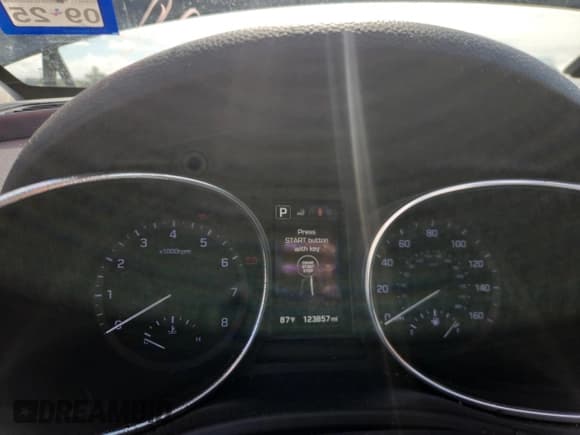 ✅ 2017 Hyundai Santa Fe SE • VIN: KM8SN4HF8HU245929 • Лот: 71437345. Опубликован ранее на Copart с пробегом 123 857 миль. Бесплатный доступ к архиву аукционных продаж из США и подробный отчёт об истории автомобиля на DreamBid. Изображение 9.