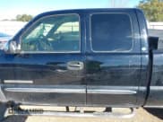 ✅ 2005 GMC Sierra 2500HD SLT • VIN: 1GTHK29U05E343089 • Lot: 41189457. Listed on IAAI with Not provided. Free auction sales archive from the USA and detailed vehicle history report at DreamBid. Image 14.
