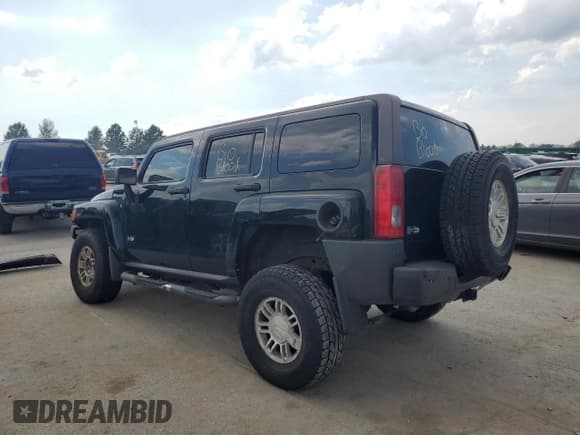 ✅ 2006 Hummer H3 • VIN: 5GTDN136868301675 • Лот: 68963795. Опубликован ранее на Copart с пробегом Не указан. Бесплатный доступ к архиву аукционных продаж из США и подробный отчёт об истории автомобиля на DreamBid. Изображение 2.