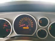 ✅ 2008 Toyota Sequoia SR5 • VIN: 5TDZY64AX8S013112 • Лот: 91277305. Опубликован ранее на Copart с пробегом 292 774 миль. Бесплатный доступ к архиву аукционных продаж из США и подробный отчёт об истории автомобиля на DreamBid. Изображение 9.