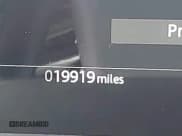 ✅ 2025 Land Rover Range Rover Velar Dynamic SE • VIN: SALYL2EX1SA397574 • Lot: 41707997. Listed on IAAI with 19,919 mi. Free auction sales archive from the USA and detailed vehicle history report at DreamBid. Image 16.