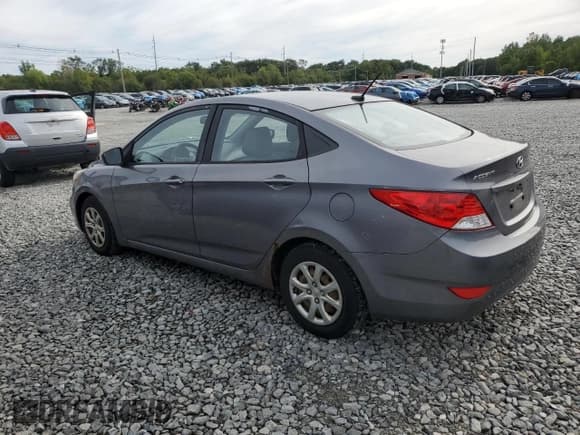 ✅ 2013 Hyundai Accent GLS • VIN: KMHCT4AE4DU508536 • Lot: 71700845. Wystawiony na Copart z przebiegiem 208 602 mil. Bezpłatny archiwum sprzedaży aukcyjnych z USA i szczegółowy raport historii pojazdu na DreamBid. Zdjęcie 2.