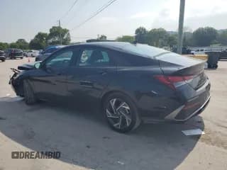 ✅ 2025 Hyundai Elantra SEL Sport • VIN: KMHLM4DG9SU879912 • Lot: 63646935. Listed on Copart with 22,280 mi. Free auction sales archive from the USA and detailed vehicle history report at DreamBid. Image 2.